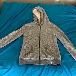 Women’s Sherpa-lined Quiksilver hoodie. Size Medium.